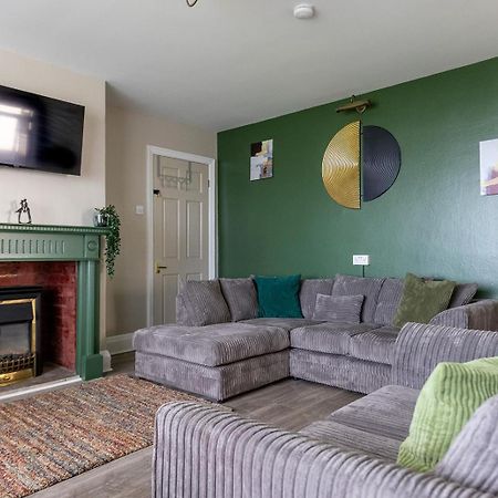 Beachfront Apartment - Ground Floor Apartment With Sea Views, Next To The Beach, Bridlington, North Yorkshire Bessingby 외부 사진