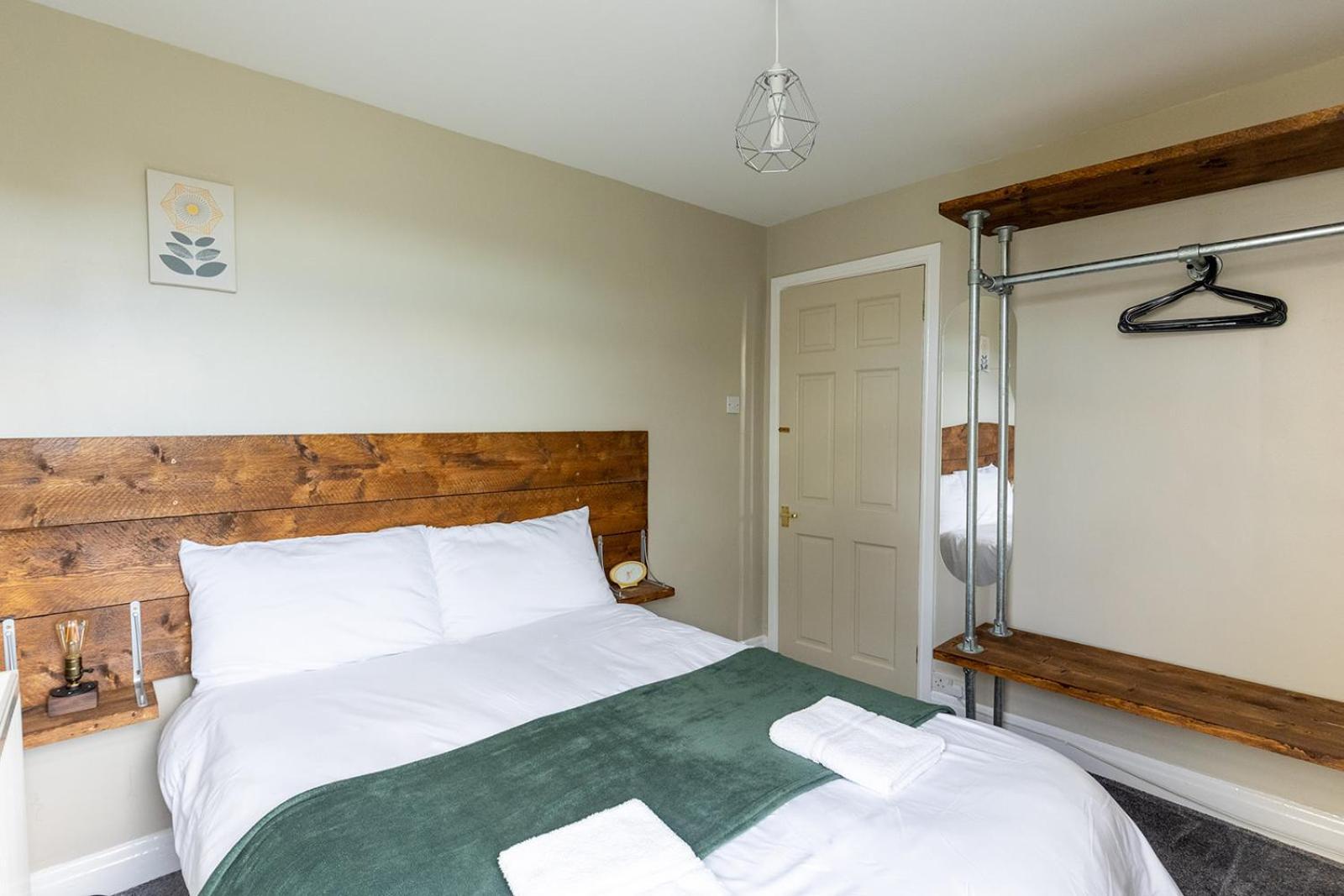 Beachfront Apartment - Ground Floor Apartment With Sea Views, Next To The Beach, Bridlington, North Yorkshire Bessingby 외부 사진
